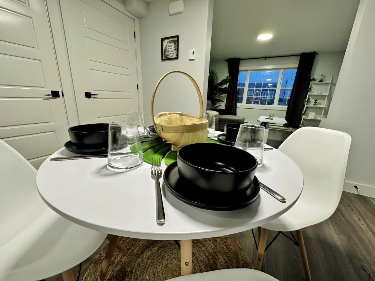 Palm Suite St Johns - Luxury One Bedroom Apartment セントジョンズ エクステリア 写真